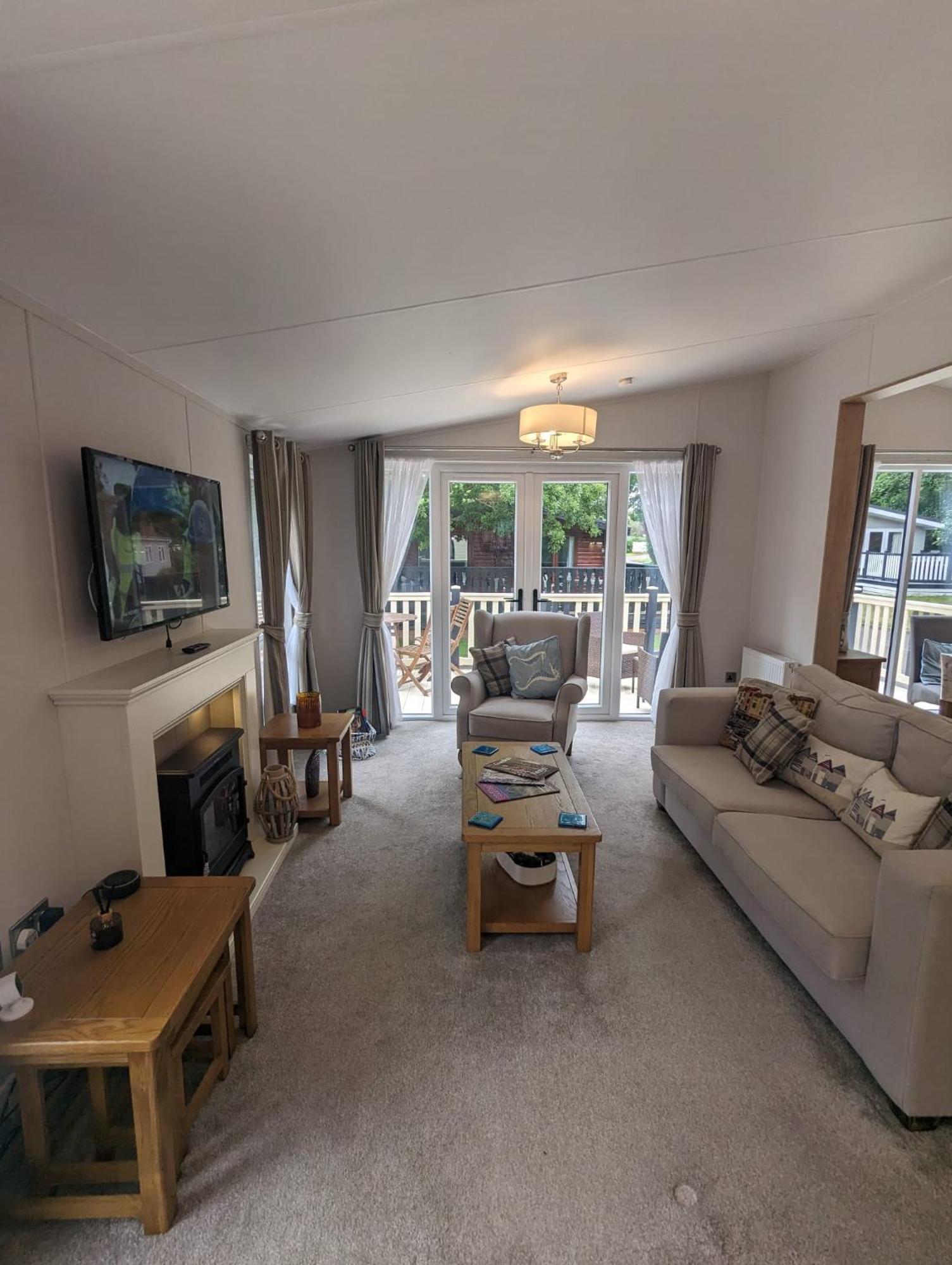 Luxury Stunning Sensation Lodge On 5 Star Shorefield Country Park New Forest Entertainment And Leisure Passes Included ميلفورد أون سي المظهر الخارجي الصورة