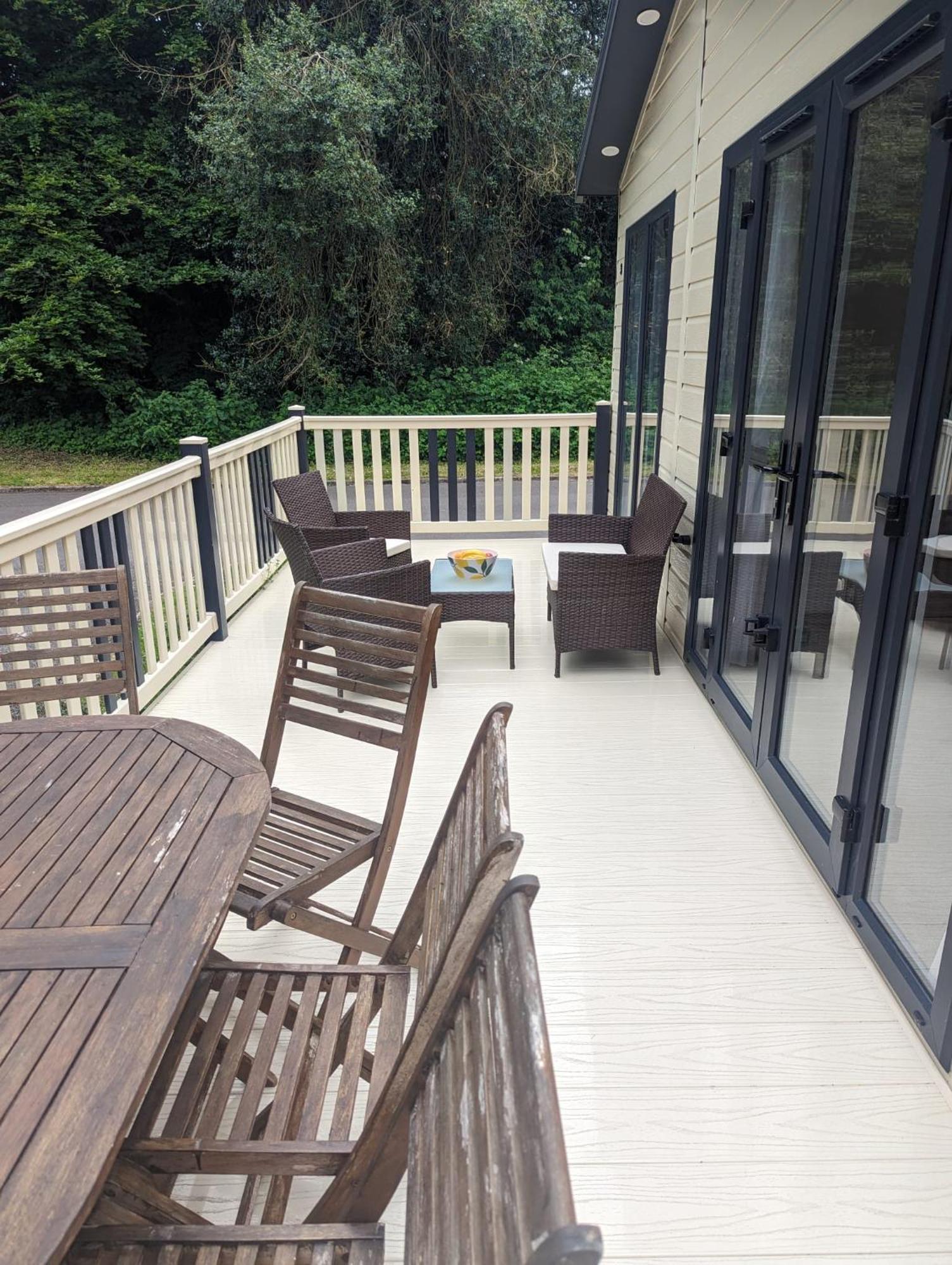 Luxury Stunning Sensation Lodge On 5 Star Shorefield Country Park New Forest Entertainment And Leisure Passes Included ميلفورد أون سي المظهر الخارجي الصورة